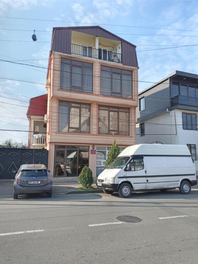 Hotel George Dom Batumi Exterior foto