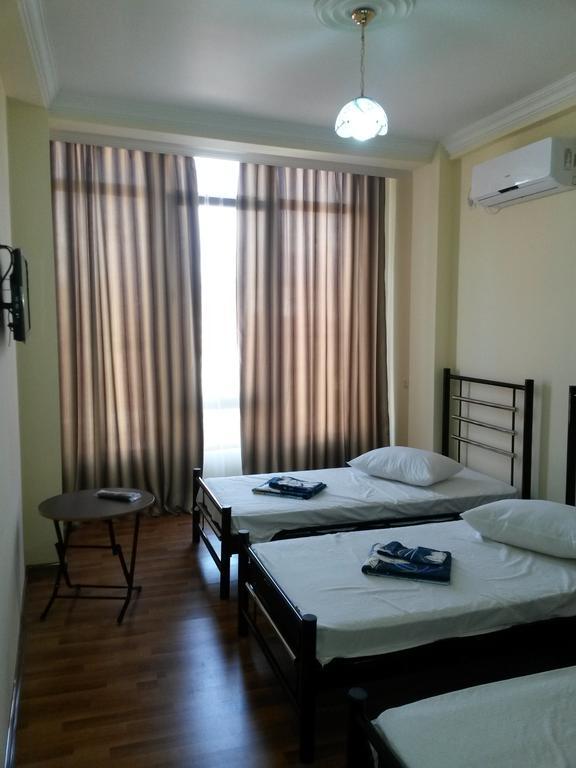 Hotel George Dom Batumi Zimmer foto